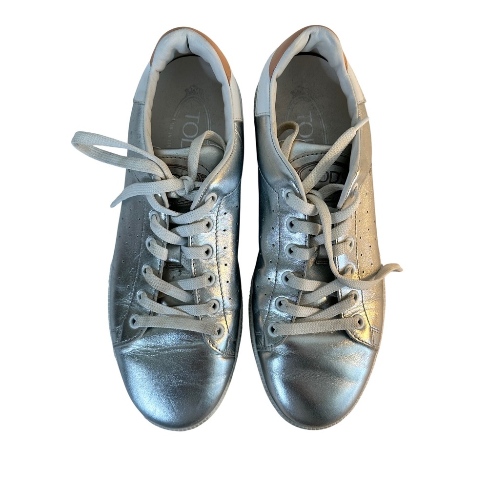 Tods Leather Sneakers Size 38 US 8 Silver Metallic Lace Up Made in Italy Luxury
